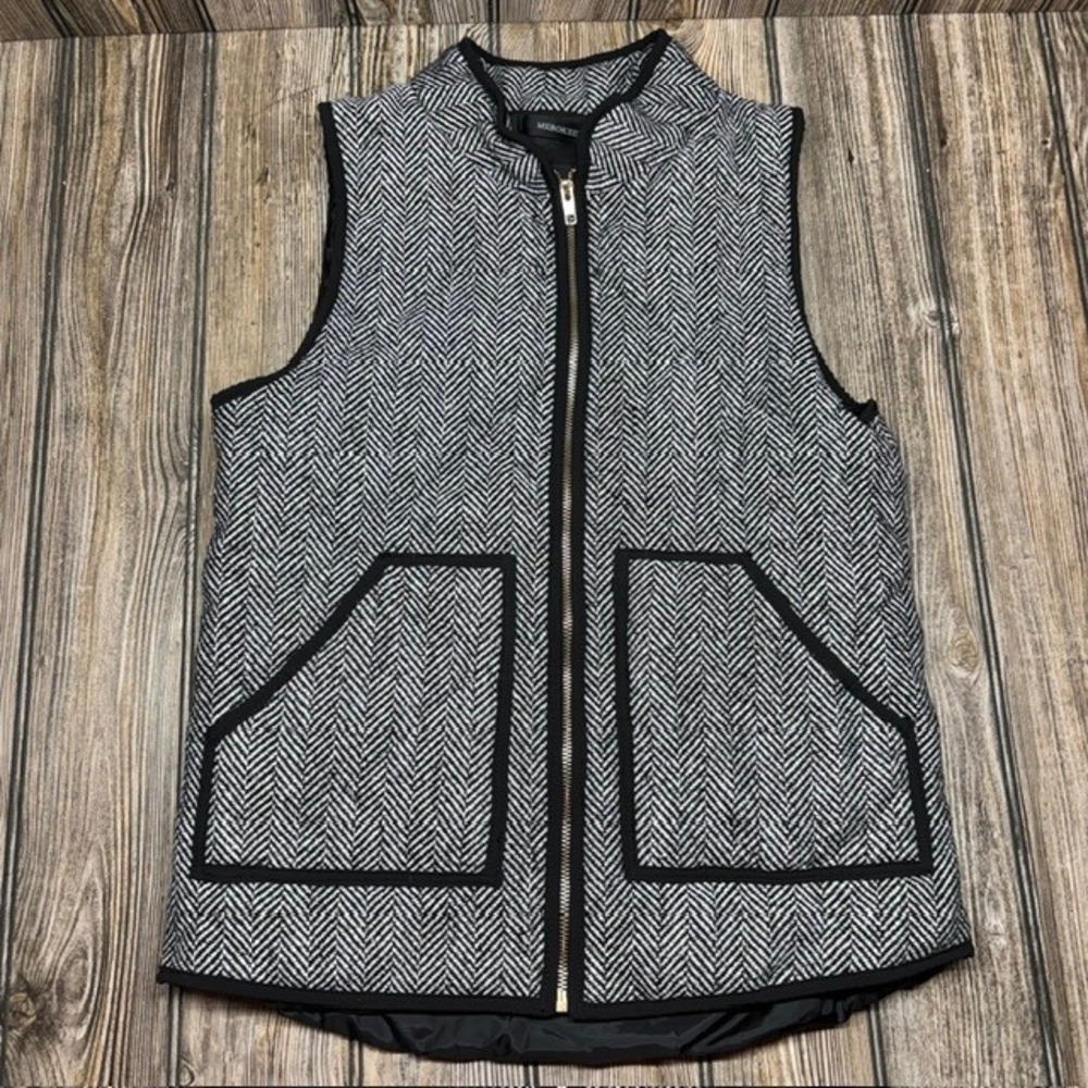 MEROKEETY Womens Black White Quilted Puffer Vest Small Zip Up Pocket